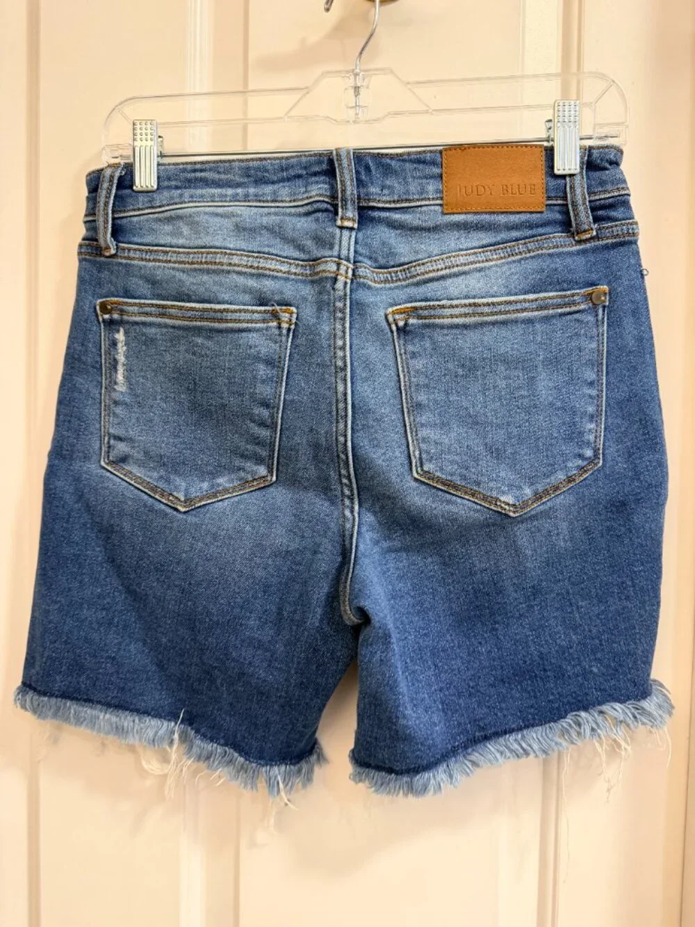 Judy Blue Distressed Raw Hem Bermuda Shorts M JB15280